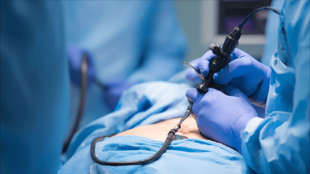 Почему у женщин появляются темные испражнения. Когда черный кал - повод для тревоги. Черный кал: причины появления