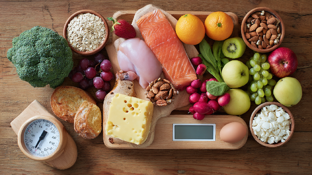 Суточная калорийность и БЖУ для набора веса. Меню для набора веса девушке