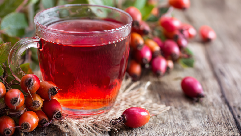 Растворимый шиповник: польза, вред и особенности употребления