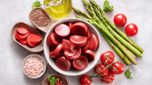 Продукты, которых следует избегать при риске тромбоза. Список продуктов, разжижающих кровь: овощи, фрукты, специи. Продукты против тромбоза: что помогает разжижать кровь и укреплять сосуды