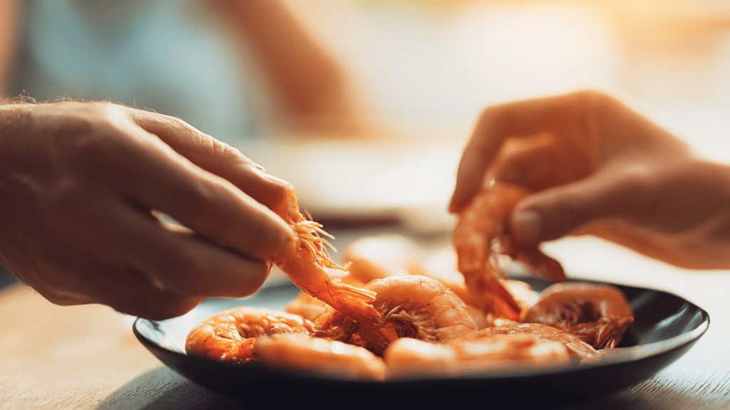 Как правильно готовить креветки