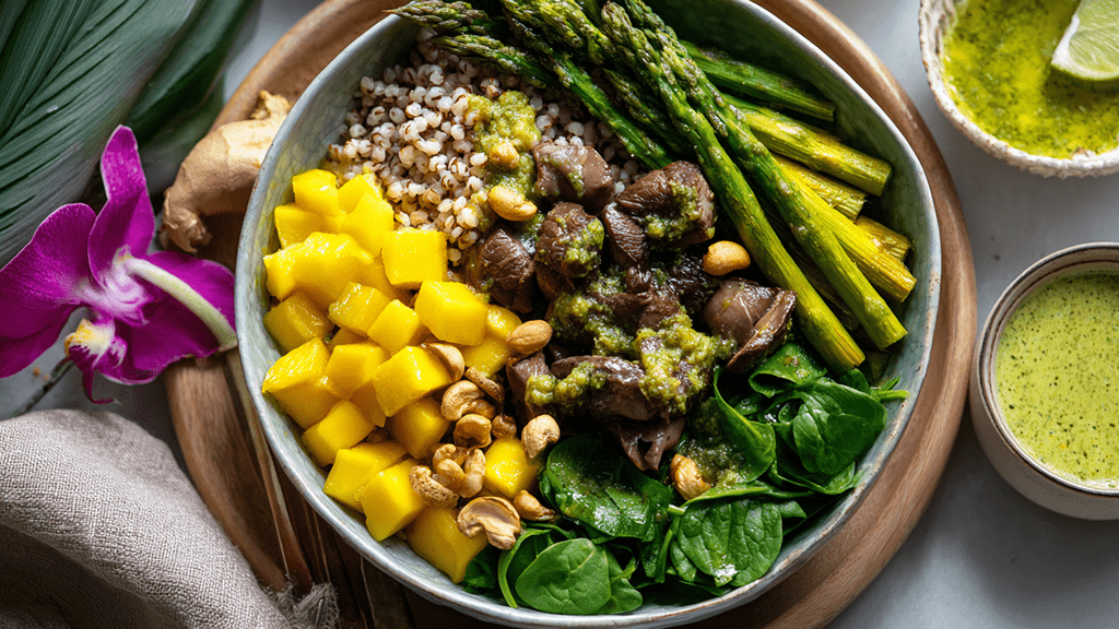 "Тропический заряд" с куриным сердцем и гречей