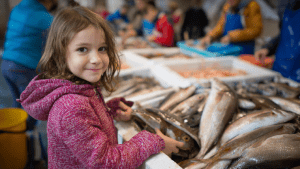 Какая рыба полезна для детей и почему ее стоит включать в рацион