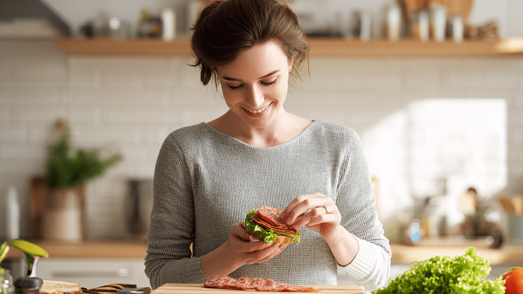 Переработанные мясные изделия и настоящее мясо