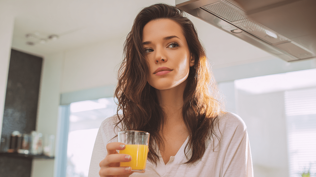 Как правильно пить соки при похудении и диете