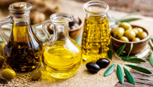 Оливковое и льняное масло: чем отличаются и когда какое выбирать
